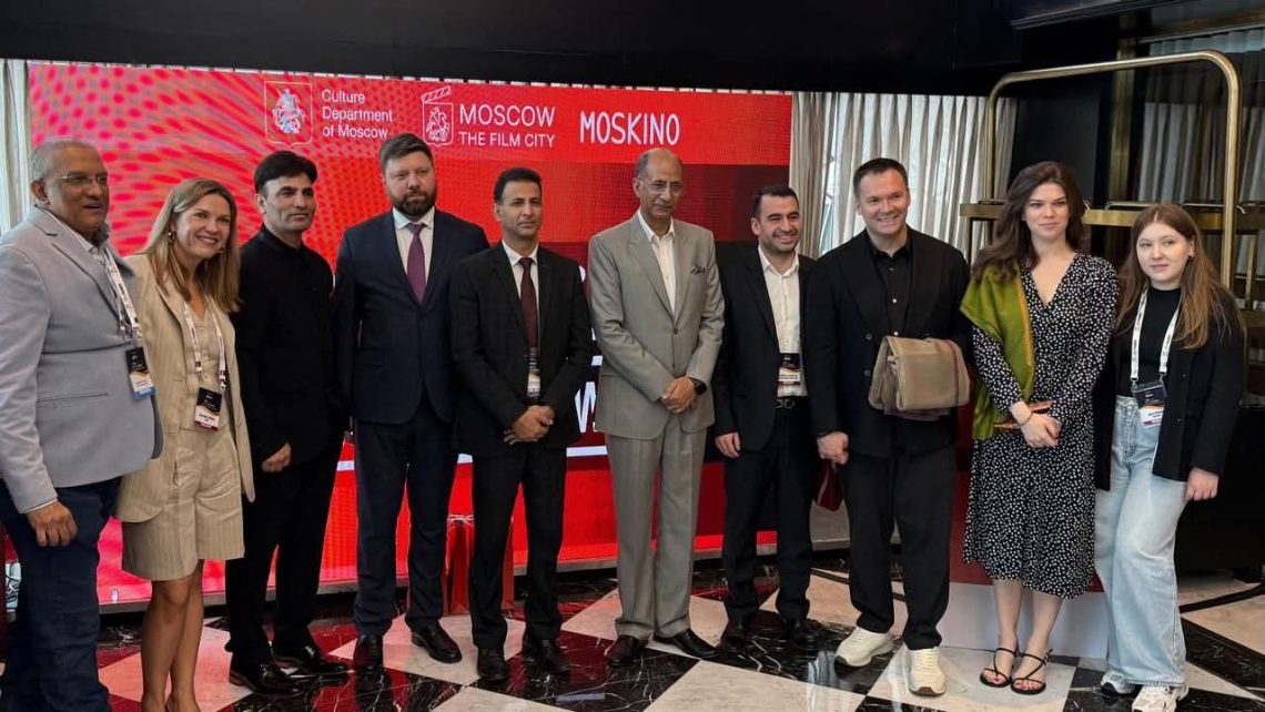 Advisor Nasir Aslam engages with filmmakers, tour operators at FICCI FramesDiscusses honing of filmmaking skills of JK youth with IICT officials