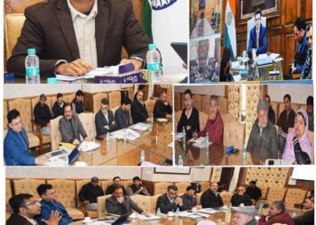 Div Com Kashmir reviews Winter Preparedness of KPDCL, Power Supply Scenario
