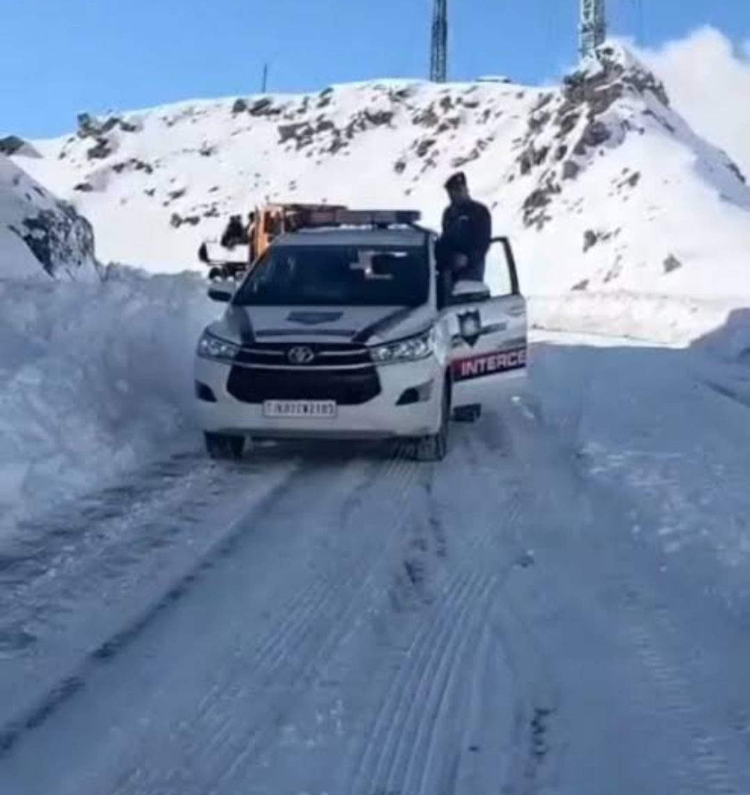 Traffic Police Officer Suspended for Misuse of Official Vehicle on Mughal Road