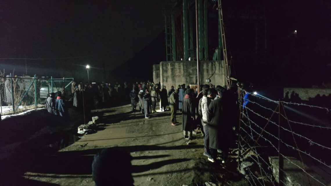 Two brothers fall into Kangan power canal, one rescued, other missing