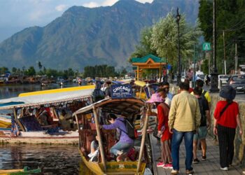 Tourism booms in J&K with over 1.62 crore visitors in 2025, Govt tells House