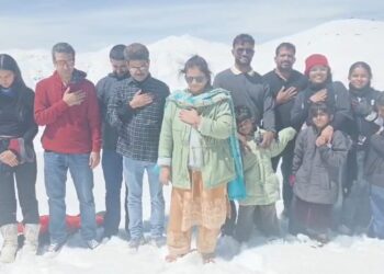 “Wounds will remain for long, no power can divide Kashmir,” say tourists after paying tribute to victims on Pahalgam attack anniversary
