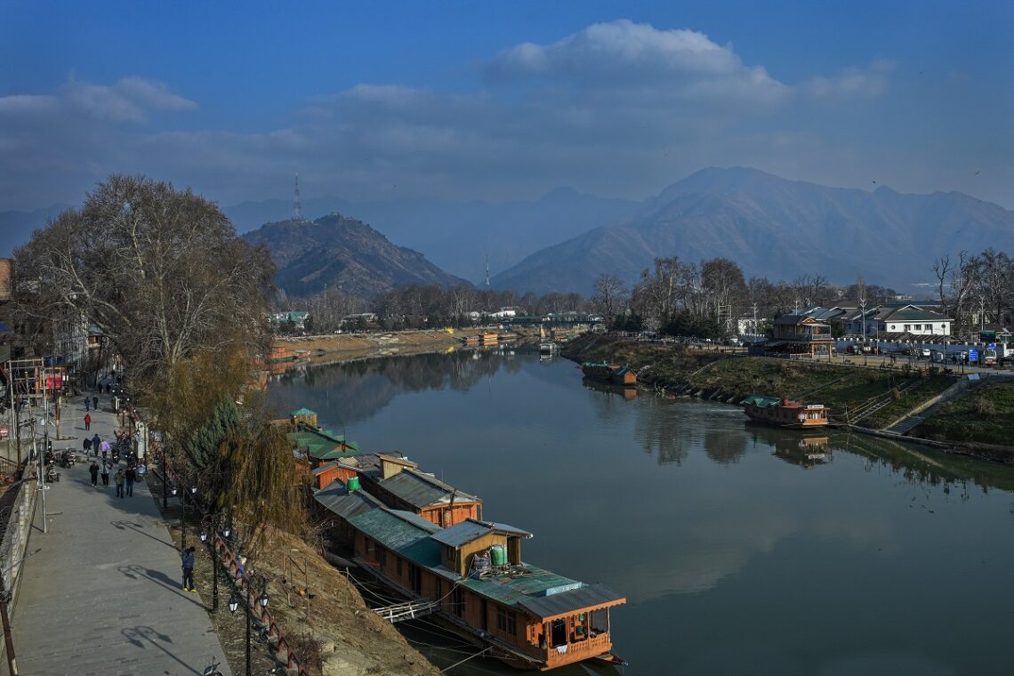 MeT predicts rain, hailstorm, gusty winds across J&K