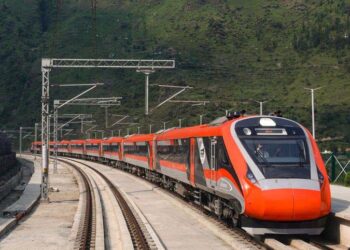 Jammu-Srinagar direct Vande Bharat Express begins commercial operation amid fanfare
