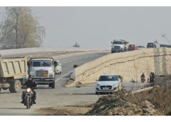 10 injured as newly constructed bridge collapses in Baramulla